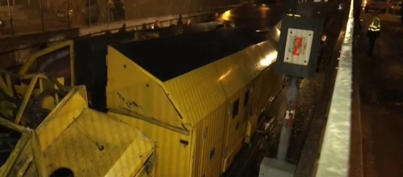 Σοβαρό ατύχημα με νεκρό και τραυματίες στον ηλεκτρικό του Αγίου Νικολάου - Συγκρούστηκαν βαγόνια (φώτο)